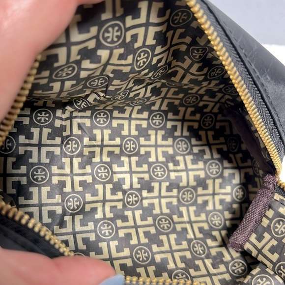 Tory Burch Black Cosmetic Bag - Picture 6 of 6